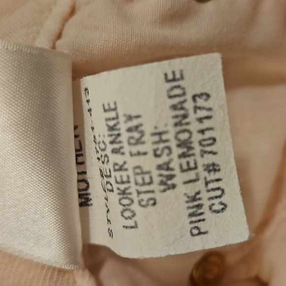 Mother Looker Ankle Step Fray - Picture 6 of 9